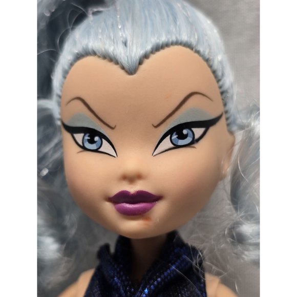 Winx Club Icy Doll Fairy Witch First Wave Clothes 2004 Mattel - Picture 3 of 10